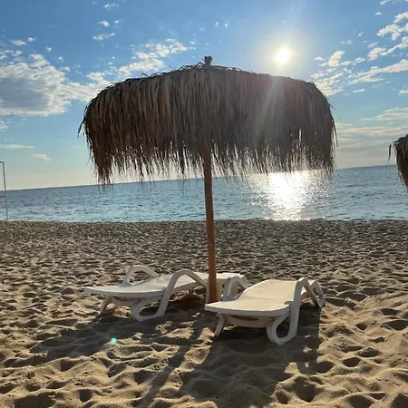 Piramida Cabacum Beach *